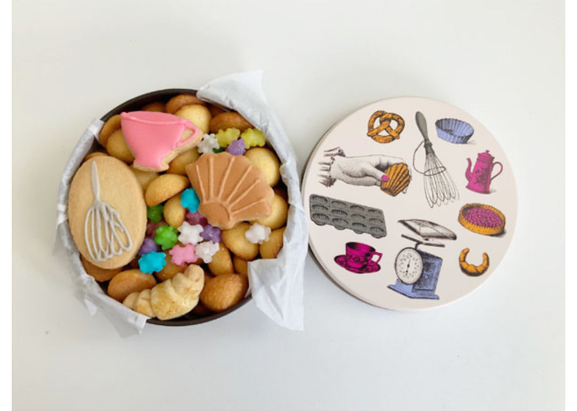 TOKYO PARIS biscuit tin gift box