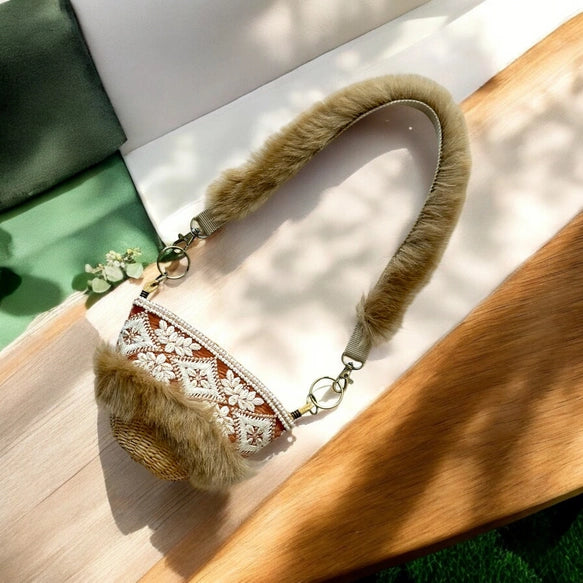 【多功能手提×肩背】日本職人刺繡緞帶迷你編織包|日系可愛設計・可拆式提把・輕巧實用隨身包
