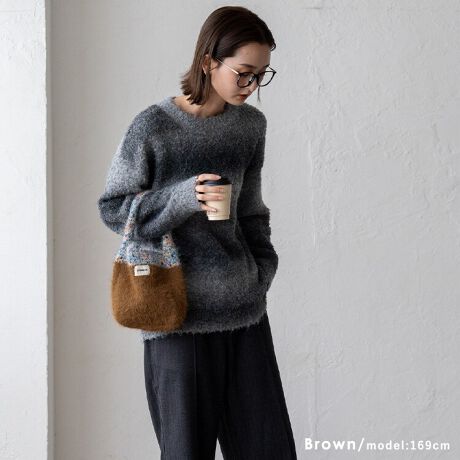 👜【2025秋冬新款】aroco 毛絨感單手提迷你包|柔軟蓬鬆感,時髦可愛一次到位!