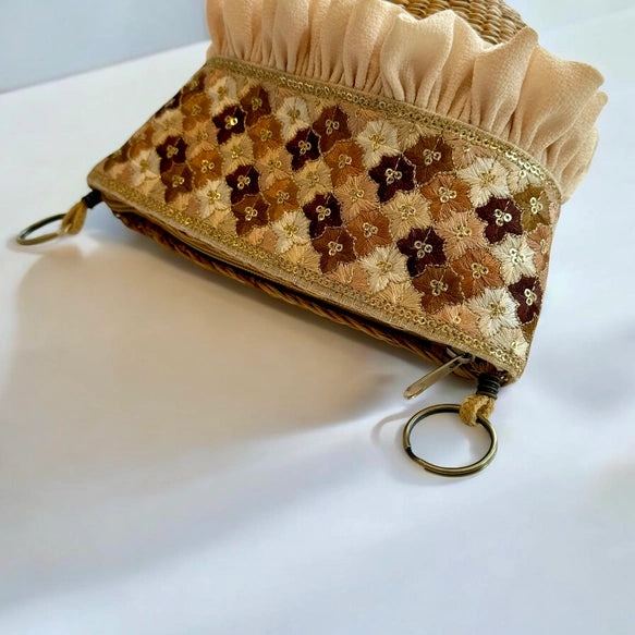 【多功能手提×肩背】日本職人刺繡緞帶迷你編織包｜日系可愛設計・可拆式提把・輕巧實用隨身包