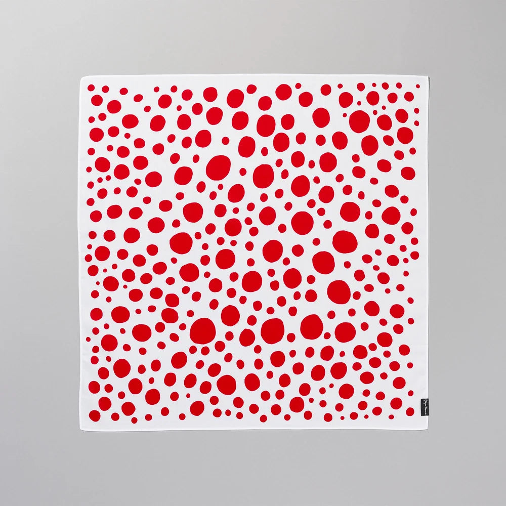 YAYOI KUSAMA STORE官方授權｜草間彌生美術館原創手帕（紅色圓點系列）