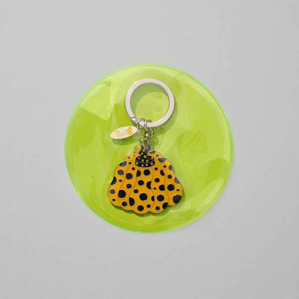 YAYOI KUSAMA STORE官方授權｜草間彌生南瓜造型鑰匙圈（4色）