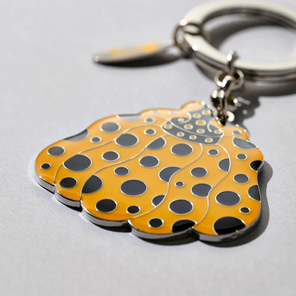 YAYOI KUSAMA STORE官方授權｜草間彌生南瓜造型鑰匙圈（4色）