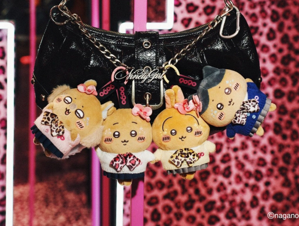 9090×ちいかわ うさぎ90Logo Rubber KeychainとGal NINETY Mascot